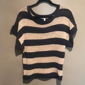 WD-NY Navy/Cream Striped Short Sleeve Sweater